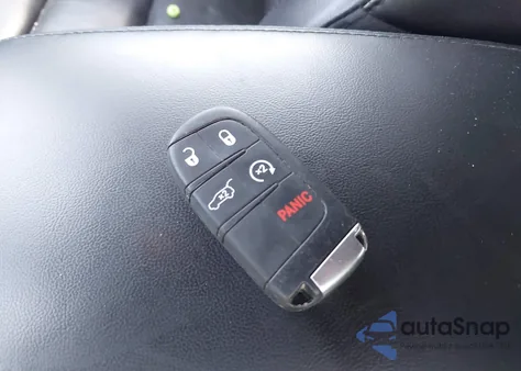 2018 Jeep Grand Cherokee Limited 4X4 z USA, uszkodzony, nr VIN 1C4RJFBG2JC441923